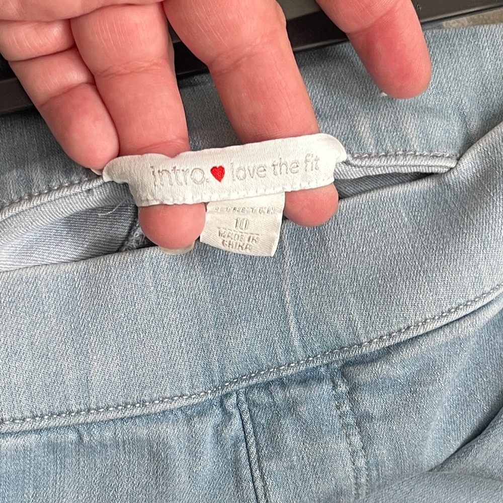Intro. Love The Fit Light Blue Women's Denim Shorts Size 10 - Picture 4 of 4
